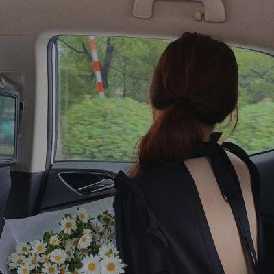 英谈女人